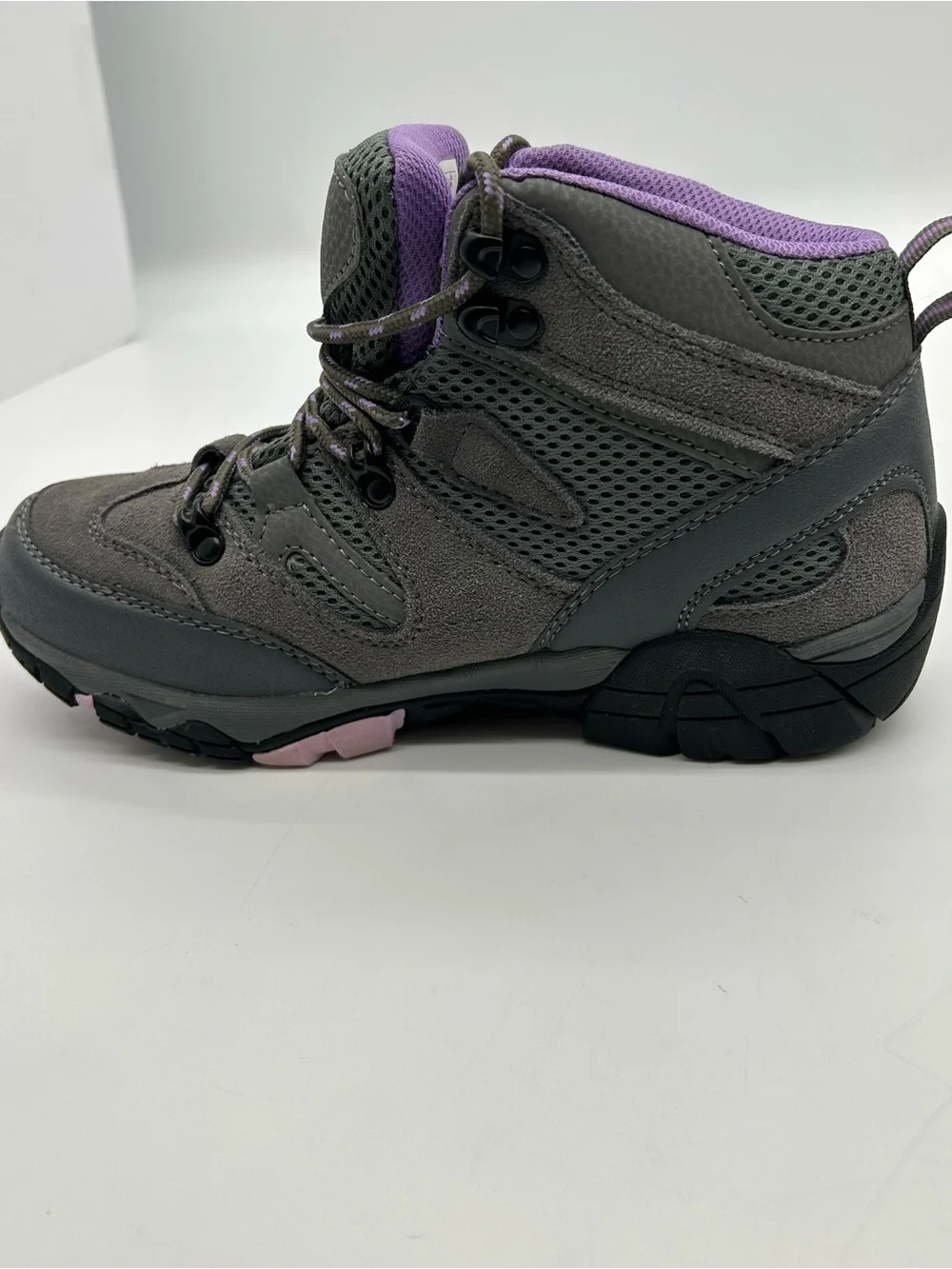 Bearpaw Women's Corsica Waterproof Grey Suede Hiking Boots size 7.5 NWOT